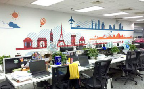 石屏教你设计办公室墙绘的方法。